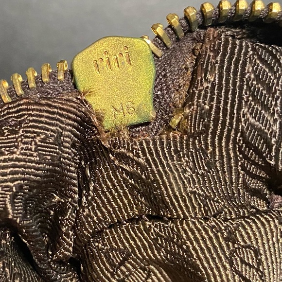 Vintage Prada Tessuto Green Crossbody Shoulder Bag - Picture 7 of 16